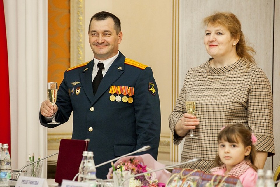 Любовь Михайловна - тыл мужа, опора всей семьи. Фото: Евгений ПОЛОВОДОВ