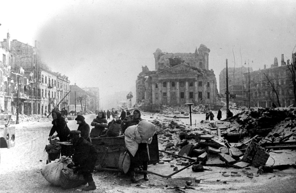 Варшава после освобождения Советской Армией. Фото: Сергей Лоскутов/Фотохроника ТАСС