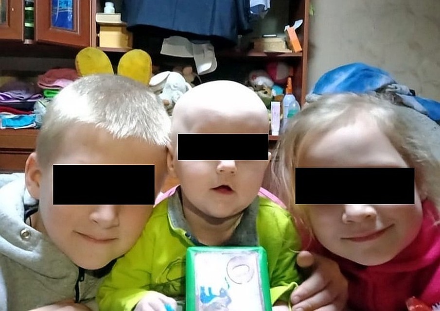 Лада с братом и сестрой