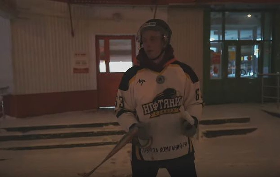 Блогер решил завоевать подписчиков Фото: Кадр видео