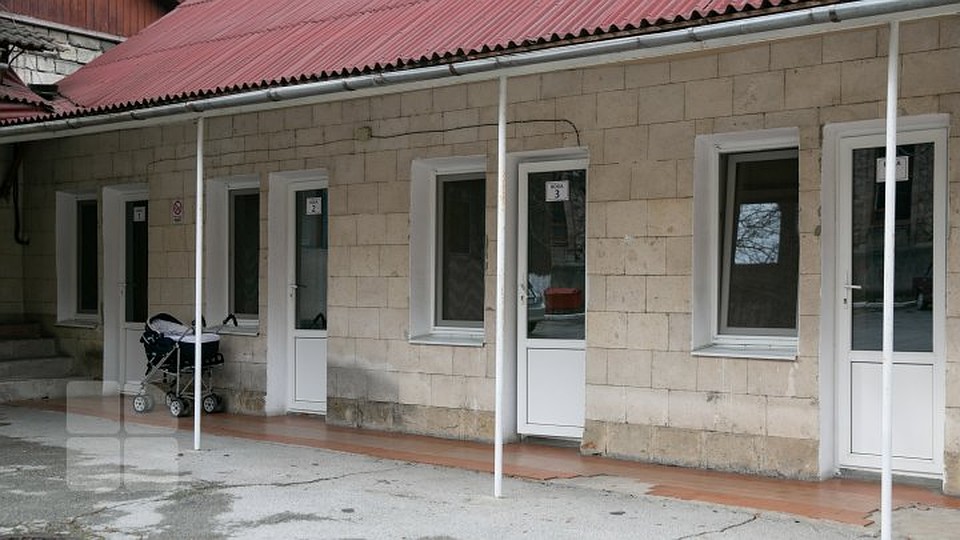 Палата в "инфекционке", каждая со спецвыходом. Фото publikatv