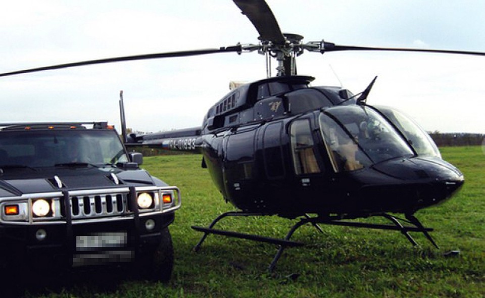 На борту вертолета Bell 407, потерпевшего крушение под Казанью, находились три человека