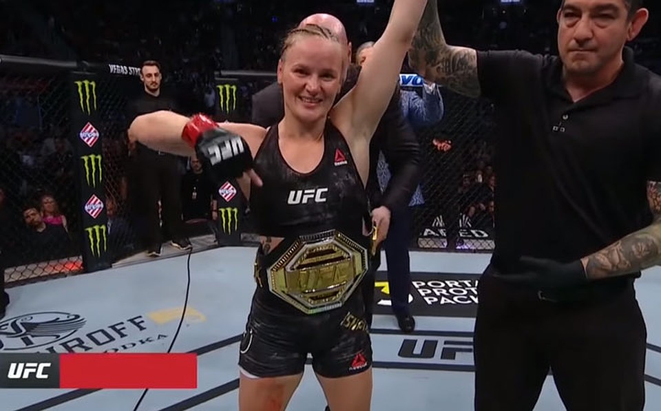 Валентина Шевченко в третий раз успешно защитила чемпионский титул. (видео: UFC Russia) Фото: кадр с видео