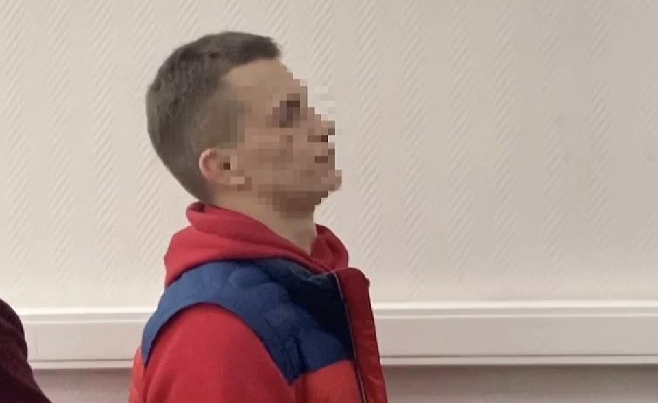 В Тюмени клиенты напали на путан. Скриншот из видео УМВД по Тюменской области.