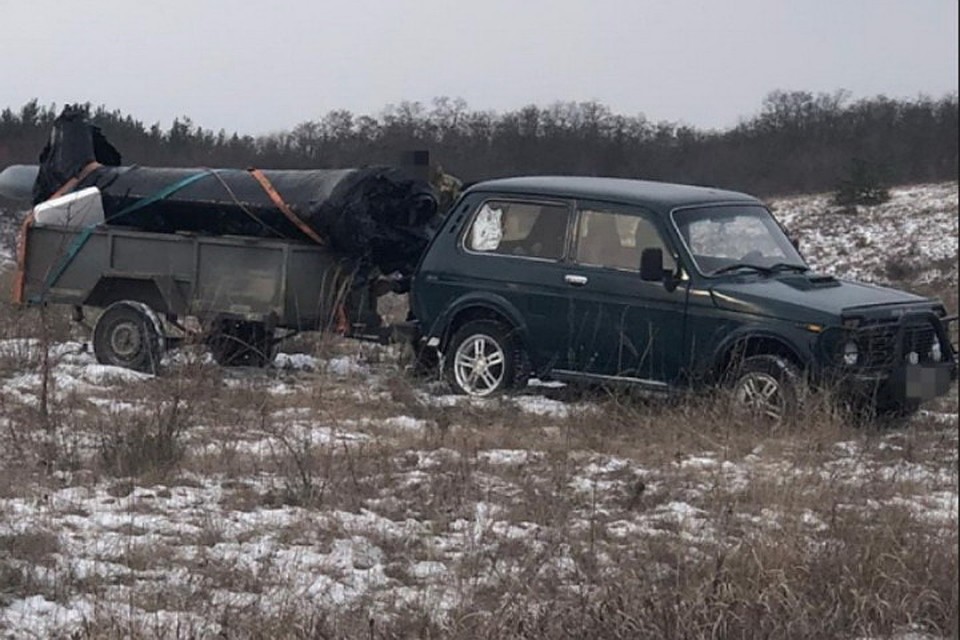 В прицепе «Нивы» везли агрегат от вертолета. Фото: Пресс-центр СБУ