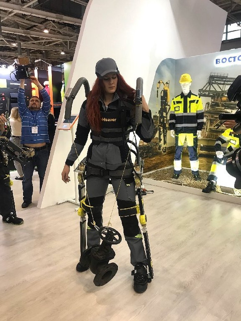Экзоскелет Exo Heaver предназначен для использования в промышленности Фото: Юго-Западный государственный университет