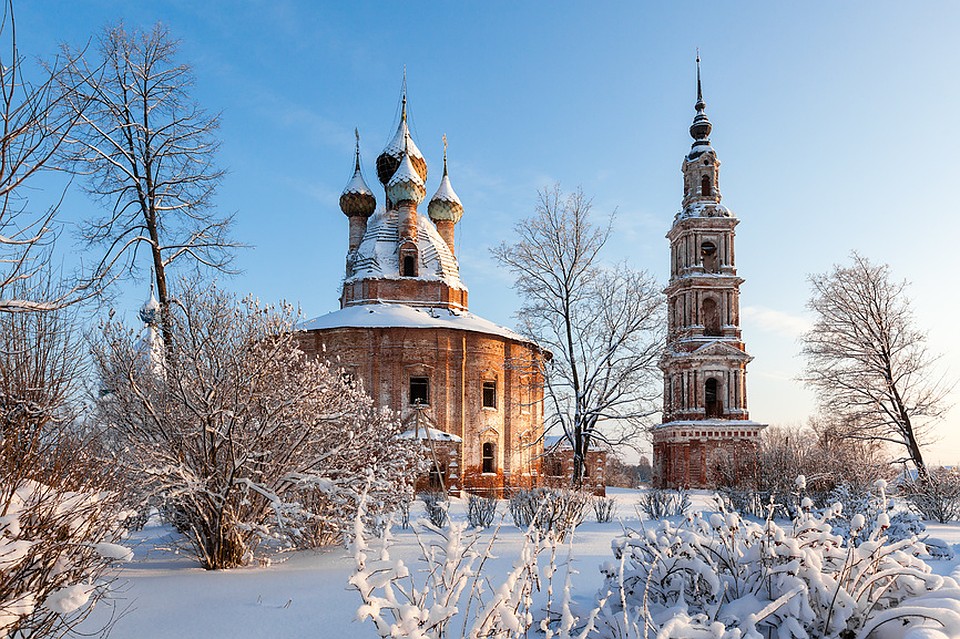 Храм Казанской иконы Божией Матери в селе Курба, Ярославская область. Фото: Фотобанк ЛОРИ