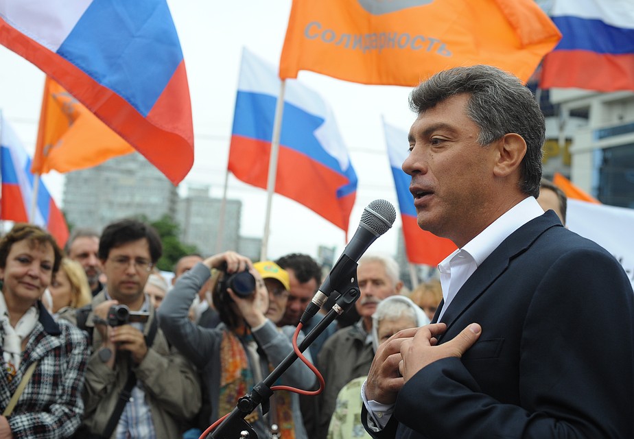 Борис Немцов на митинге движения "Солидарность", 2001 год. Фото ИТАР-ТАСС/ Станислав Красильников