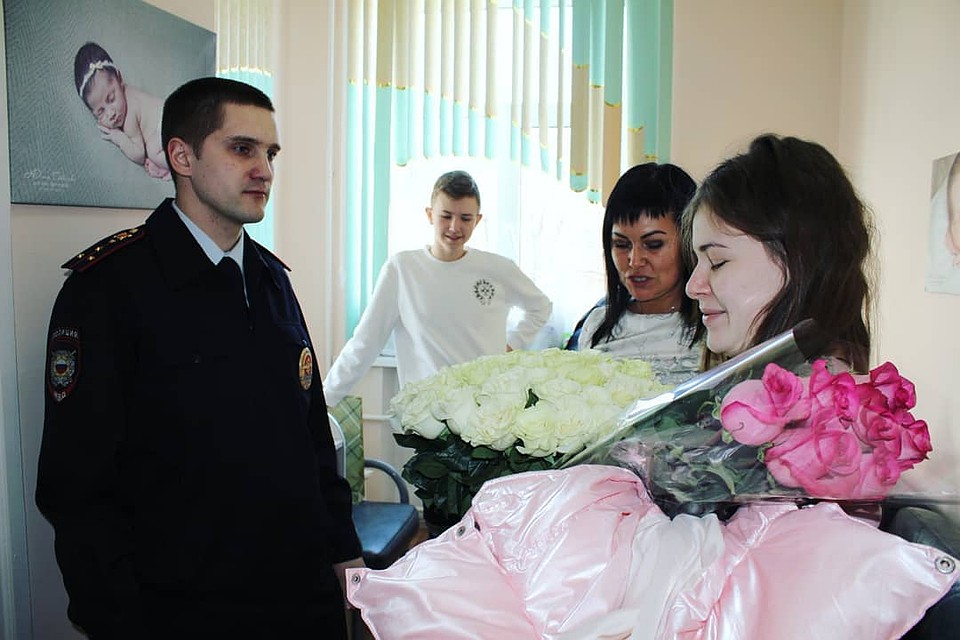 "Будьте крестным отцом нашей дочери" ФОТО: пресс-служба УМВД России по Хабаровскому краю