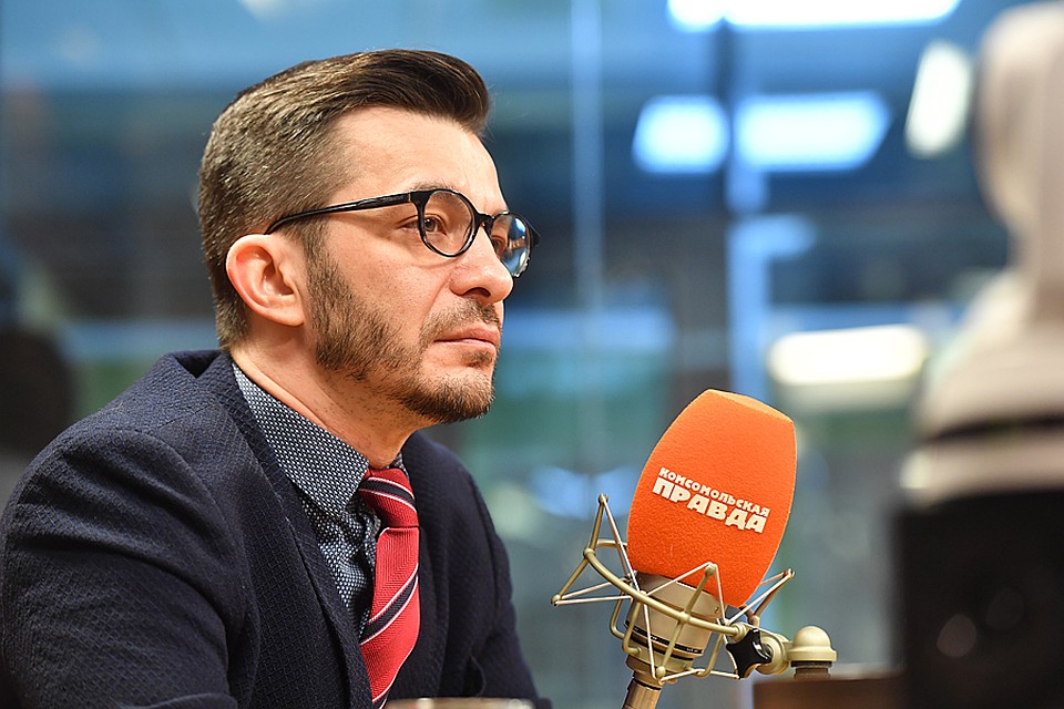 Андрей Курпатов: "Я хочу, чтобы вы задумались, что сейчас происходит с человеком. С ним происходит драматическая трансформация, связанная с тем, что вся его жизненная активность начинает потребляться самим же интернетом". Фото: Иван МАКЕЕВ