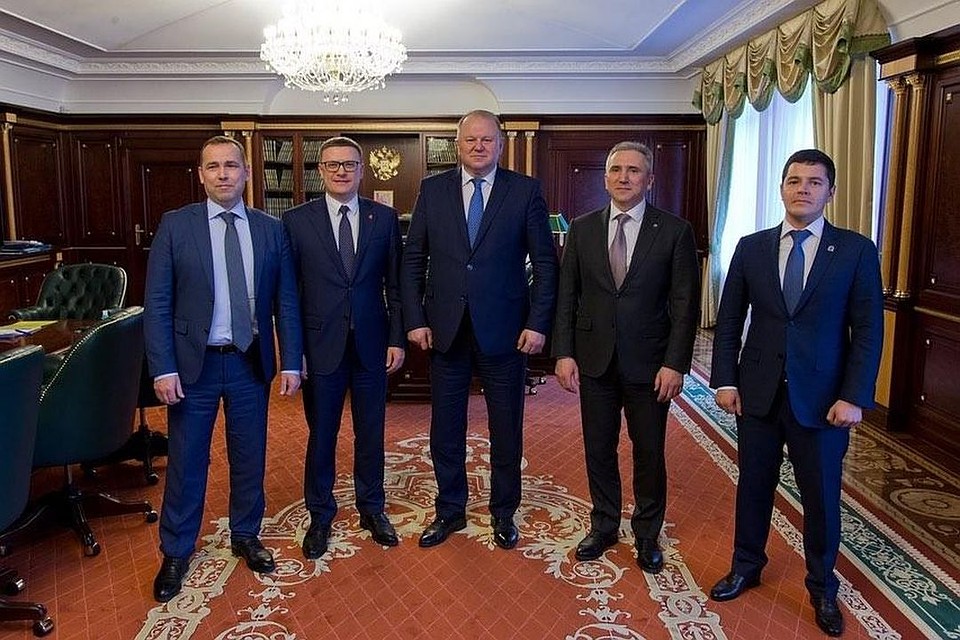 А далее в резиденции губернатора состоялось совещание по экологическим проблемам с участием глав регионов УрФО. Фото: gubernator74.ru