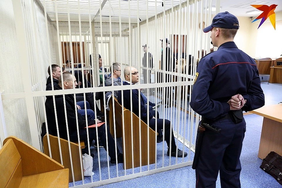 16 фигурантов дела обвиняют в получении и даче взяток во время поставок в Беларусь телекоммуникационного оборудования, компьютерной техники и программного обеспечения. Фото: Святослав ЗОРКИЙ
