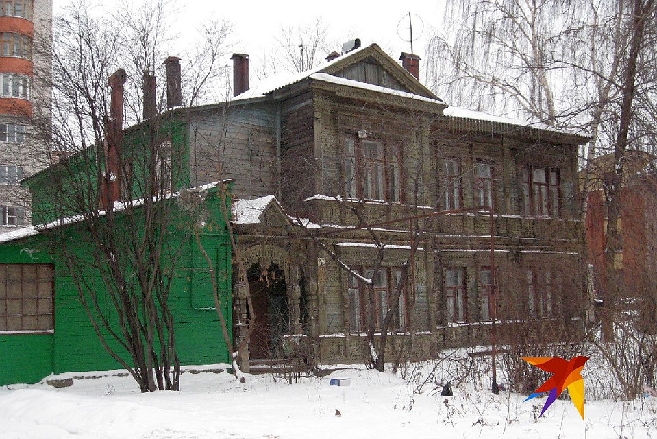 Так дом №5 по улице Пожалостина выглядел в январе 2009 года.