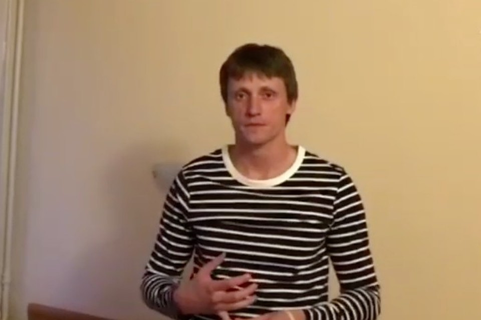 Мужчина уже раскаялся в своем проступке и попросил у всех за него прощения. Фото: принтскрин видео.