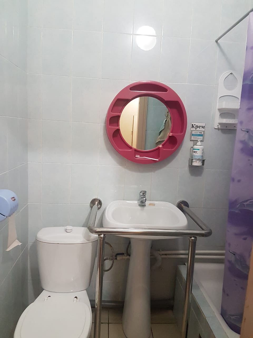 Так выглядит санузел в комнате. Фото: личный архив.