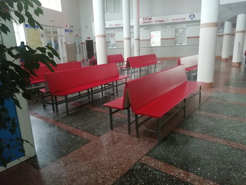 Многие приезжие разбежались по родным домам Фото: Варвара АНТОНОВА