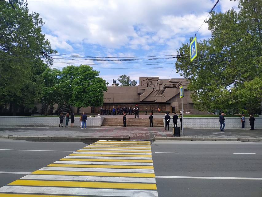 День Победы в 2020 году на площади Нахимова Фото: Ирина Жибоедова