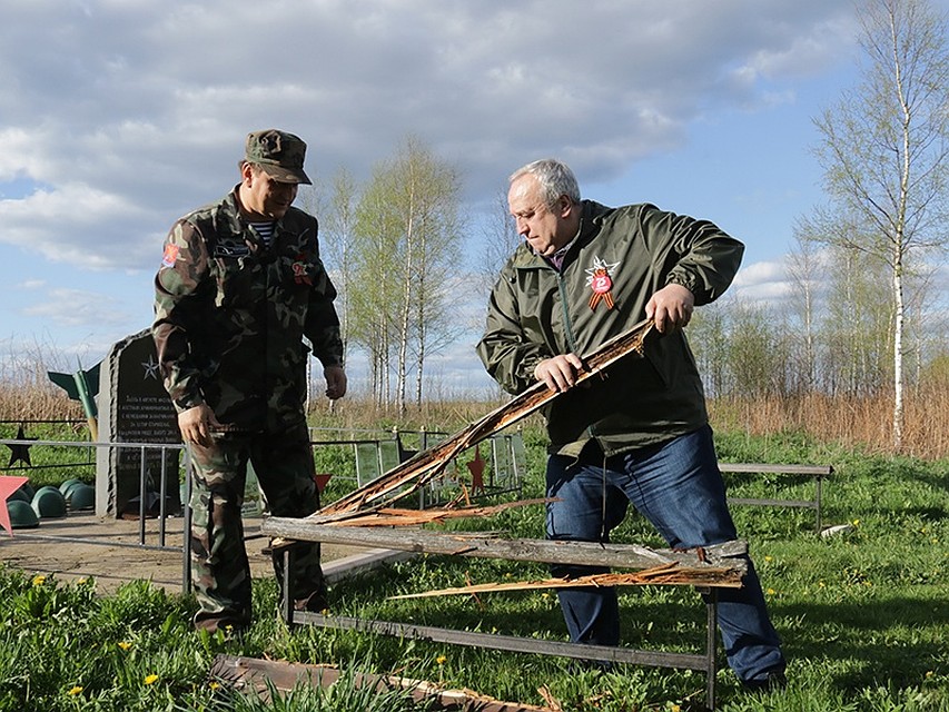 В Смоленской области привели в порядок воинское захоронение. Фото: smolensk.er.ru.