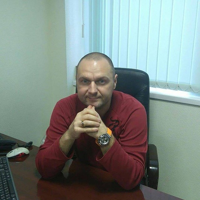 Минчанин Сергей Капанец считает, что из-за того, что долго не ставили диагноз коронавирус заразилась вся семья. Фото: личный архив