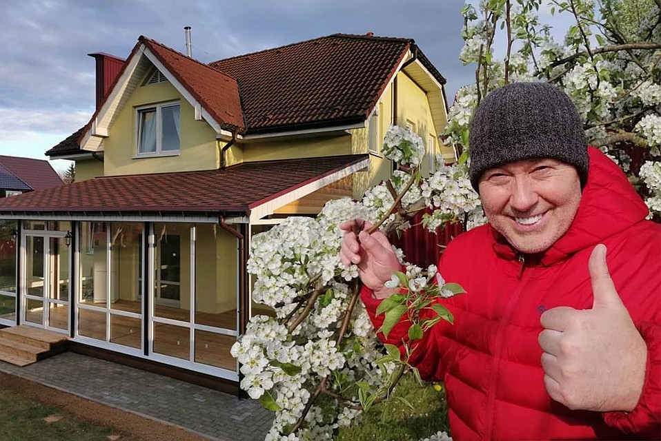 Веранду сделали за 30 рабочих дней, сообщил артист. Фото: Инстаграм