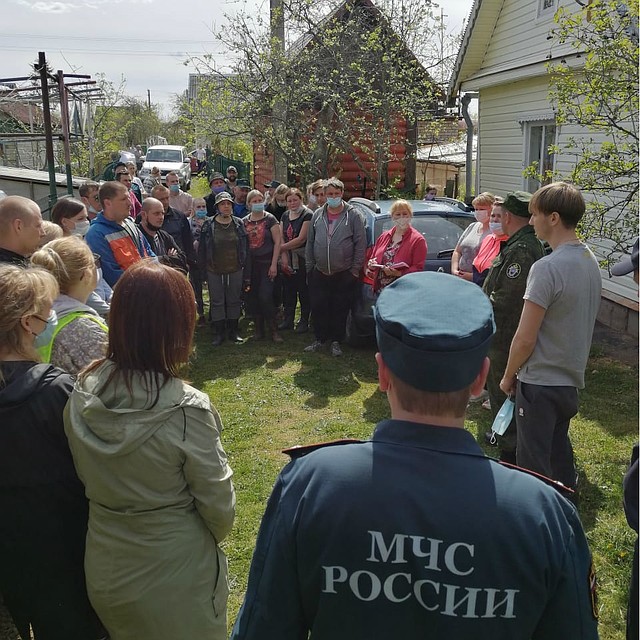 Малышку ищут всем садоводством. Фото: ГУ МЧС по Псковской области