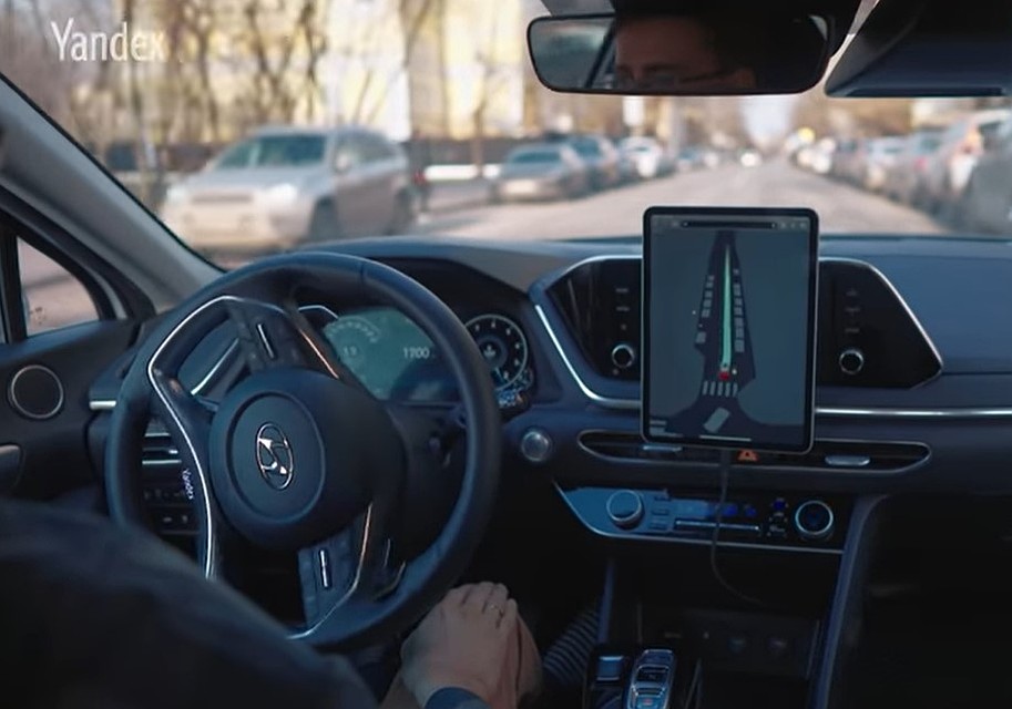 До конца 2020 года у «Яндекса» будет около 100 подобных автомобилей. Фото: Яндекс