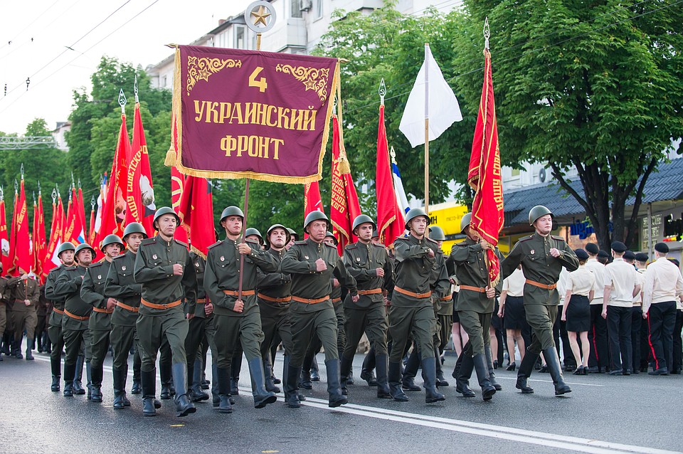 Парад пройдет в день, когда в 1945 году состоялся легендарный, исторический парад победителей Фото: Михаил ПАТЛИС