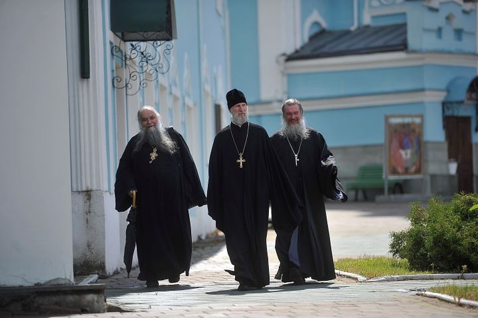Представители церковного суда так и не дождались сегодня схиигумена Сергия. Фото: Алексей БУЛАТОВ