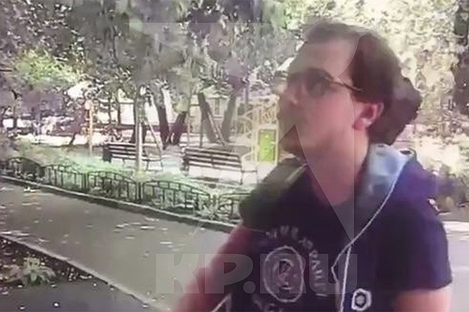 Убийца попал на кадры камеры наружного наблюдения