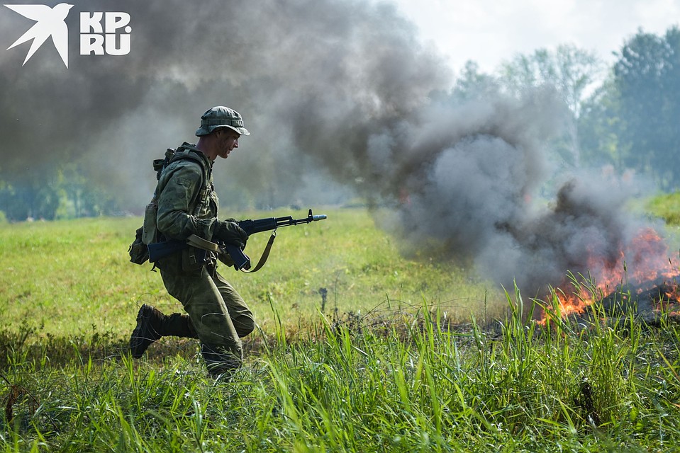 Условия приближены к боевым. Фото: Алена МАРТЫНОВА
