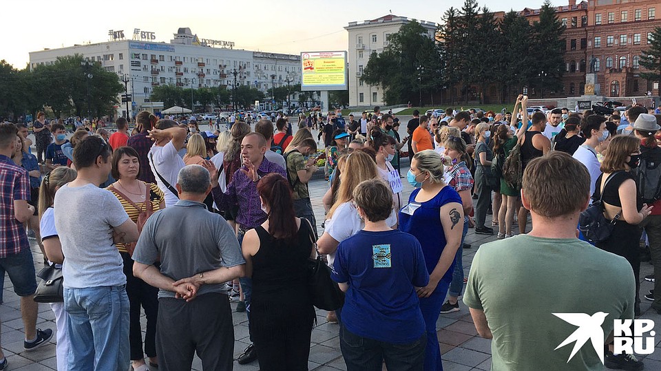 В Хабаровске власть вроде как есть, хотя на самом деле – нет Фото: Борис КОКУРИН