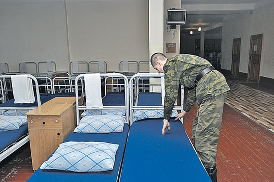 Казарма в части 08725. Чистота идеальная. К дисциплине - вопросы...