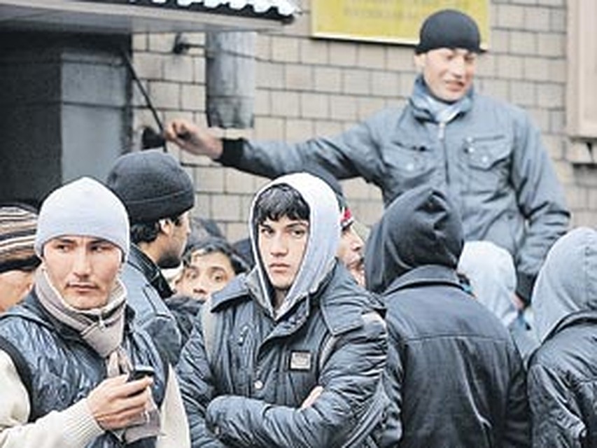 Высылка нелегалов из России отрезвляюще подействовала на власти Таджикистана. Фото: Олег РУКАВИЦЫН