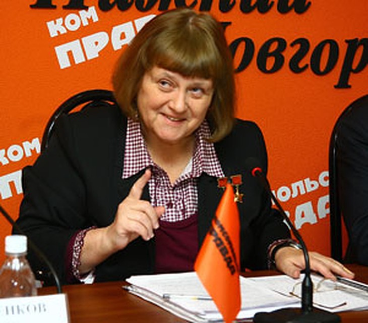 Зампредседателя комитета Государственной думы по обороне, летчик-космонавт, дважды герой Советсткого Союза Светлана Савицкая.