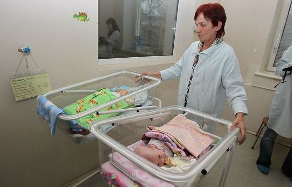 В год в Москве рождаются больше 100 тысяч малышей. Роды дома, по неофициальной статистике, выбирают около 2 тысяч семей.