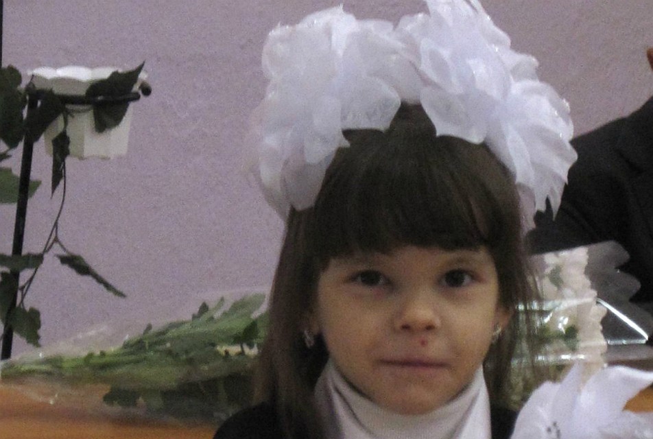 Первого сентября 2011 года девочка пошла в школу.