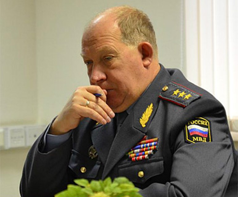 Виктор Кирьянов распорядился выяснить, что же произошло с авто. Фото: Александр БОЙКО