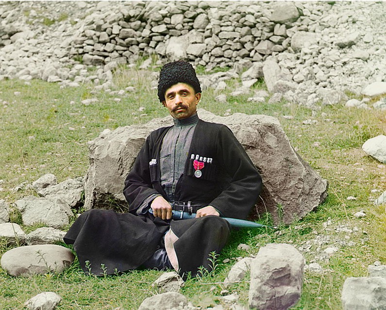 Уникальные фотографии сегодня позволяю увидеть как жила Россия до революции.