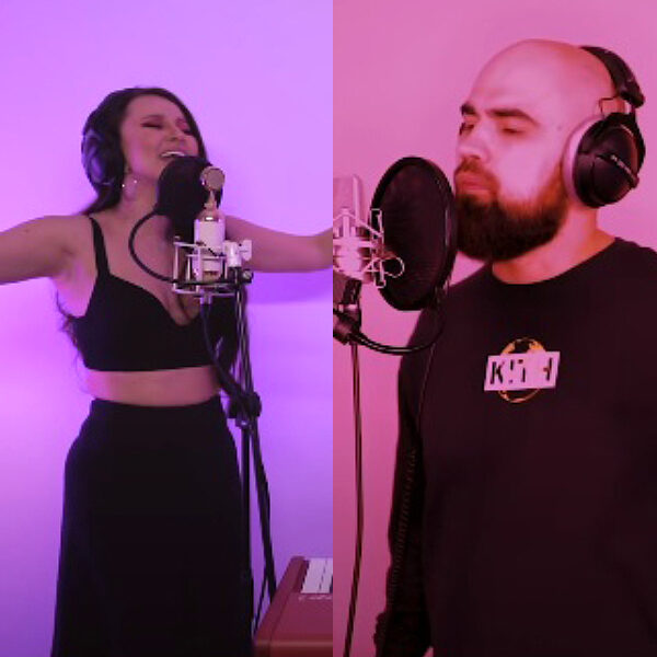 Онлайн-концерт Artik & Asti на VK Fest 2020: «Грустный дэнс» и зажигательный клавишник