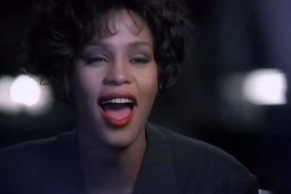 20 лучших песен о любви: «I Will Always Love You», «Знаешь ли ты» и «Un-Break My Heart»