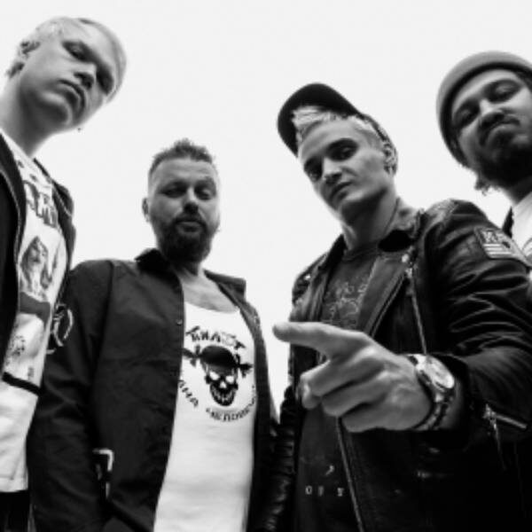 Концерт группы Пилот