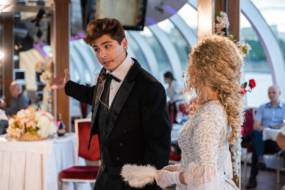 Театральные круизы Флотилии «Рэдиссон Ройал»