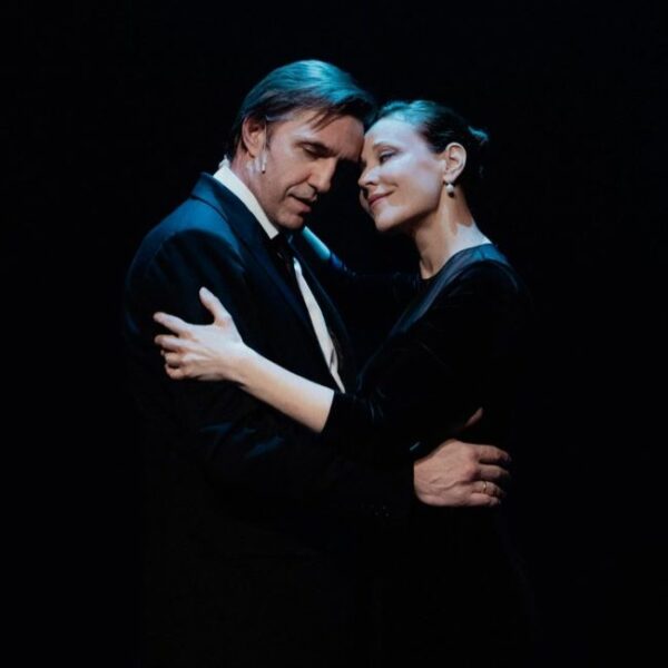 Спектакль «Феллини 8 1/2» в Театре имени Вахтангова