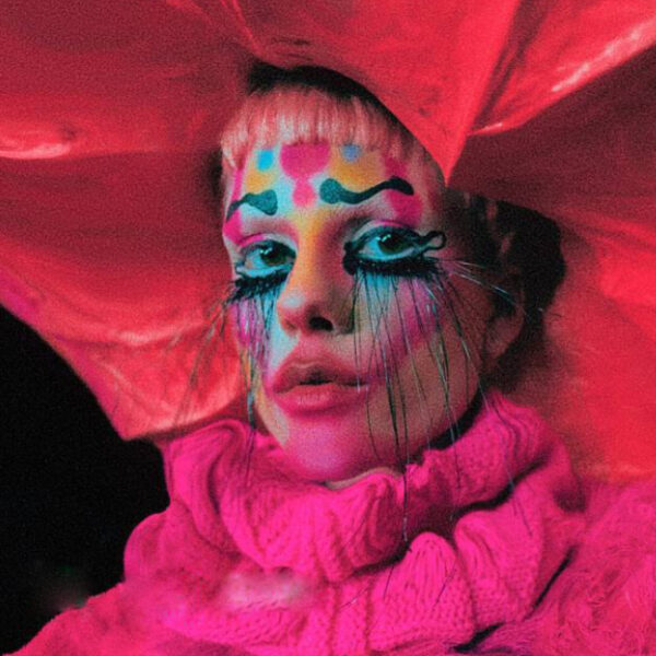 Выставка о культуре будущего «Город сад: мультивселенные» в галерее М’АРС