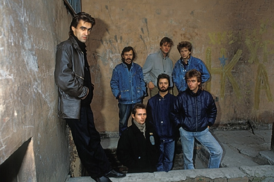 Куда сходить на выходные в Санкт-Петербурге 6-7 марта 2021 года: волшебная ночь в поисках весны и юный Виктор Цой