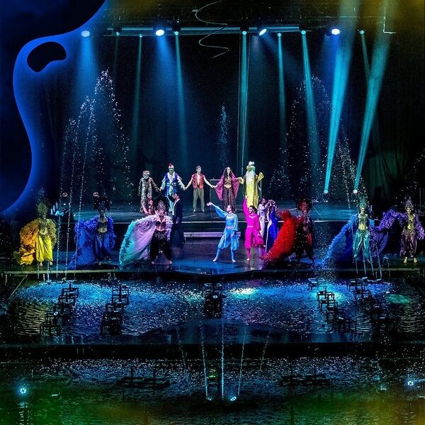 Шоу «Цирк! Пираты Карибского моря! Слеза Русалки!»