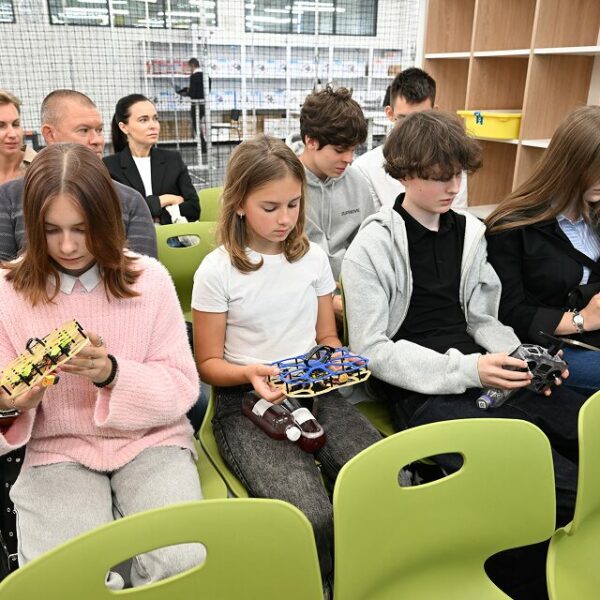 День знаний на Vokzalе 1853