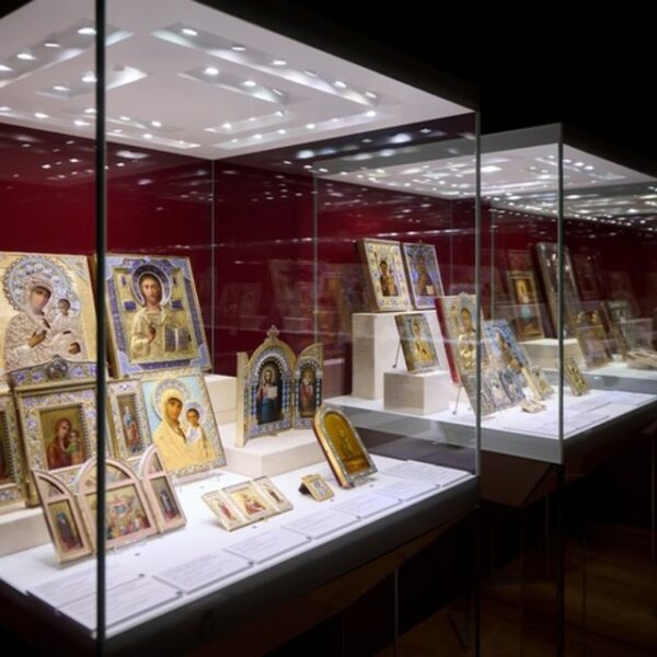 Выставка «Красота святости и святость красоты»