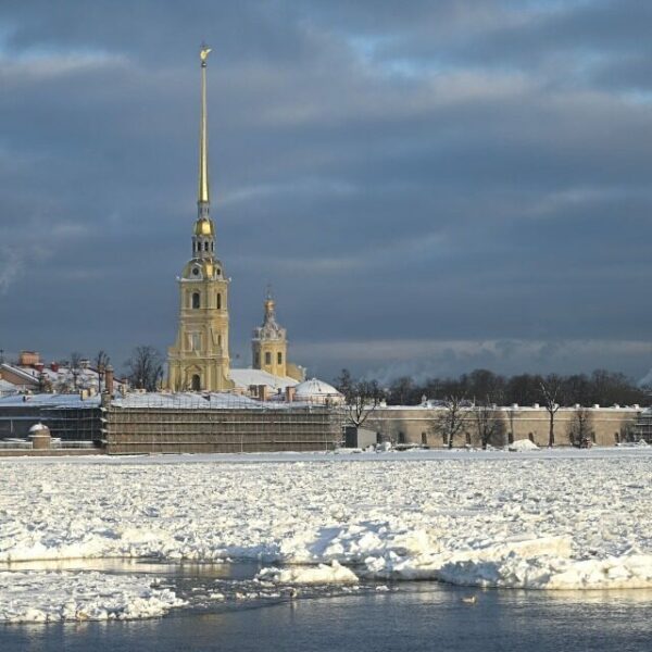 Выставка «Зима. Свет среди тишины»