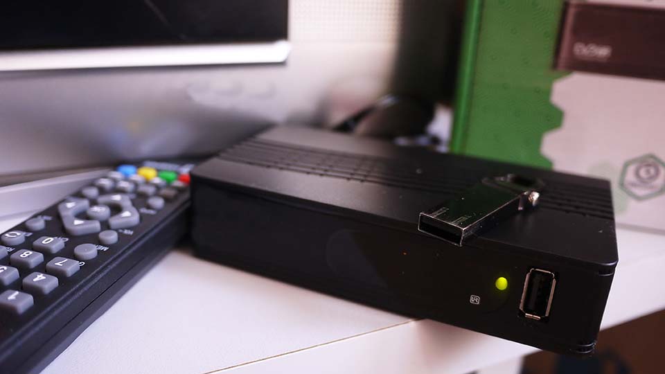 11 лучших приставок для цифрового телевидения в 2025 году